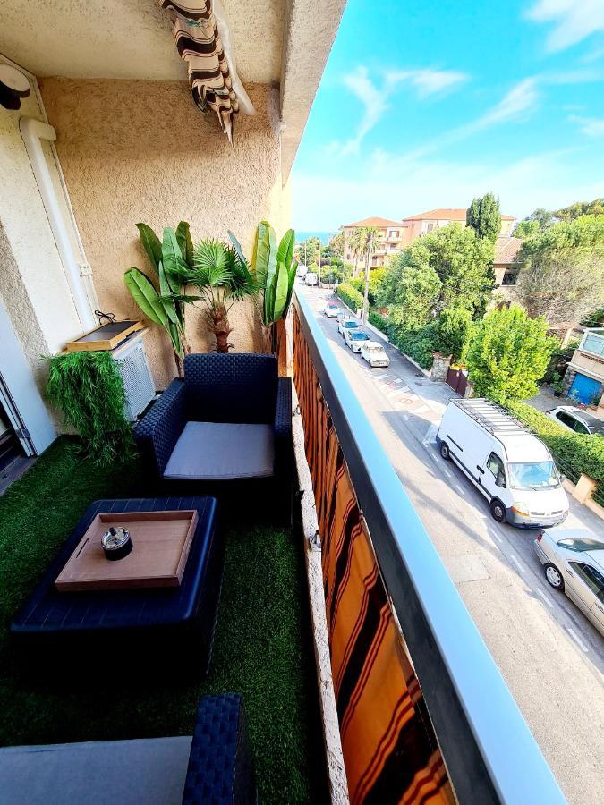Apartment Climatise Design Au Coeur De St-aygulf A 200 Metres La