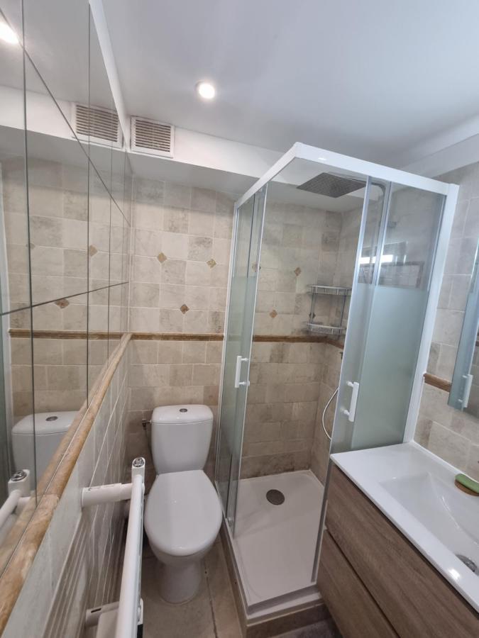 Apartment Climatise Design Au Coeur De St-aygulf A 200 Metres La Saint Aygulf